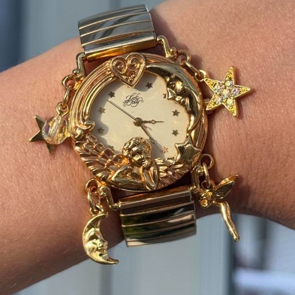Stunning vintage Kirk’s folly angel and moon gold watch